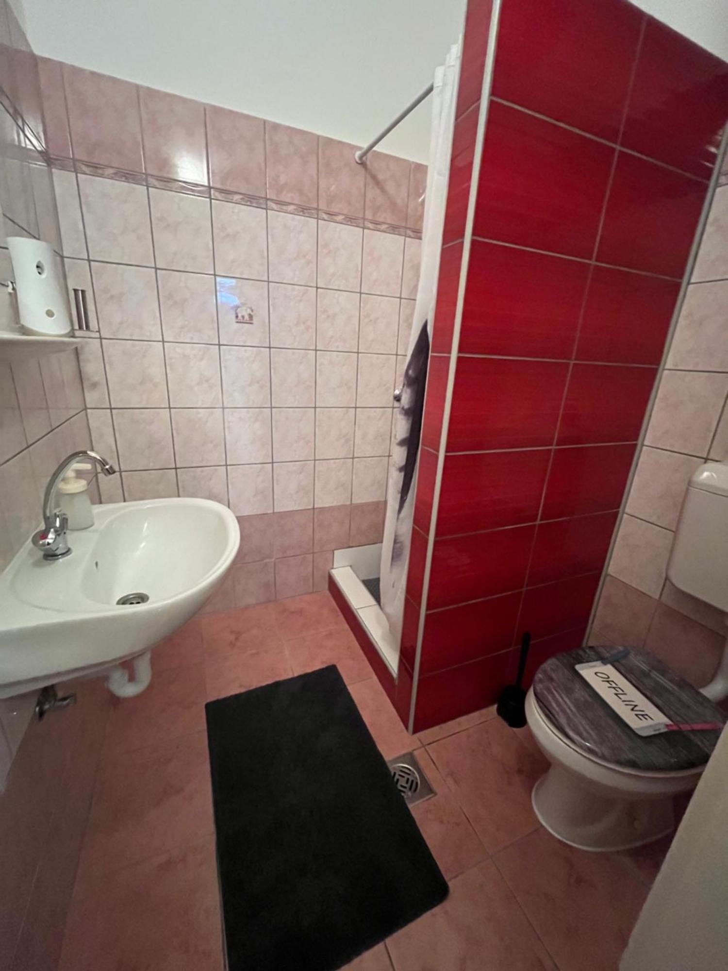 Hotel Koelcsey 21 Vendeghaz Hajdúszoboszló Esterno foto