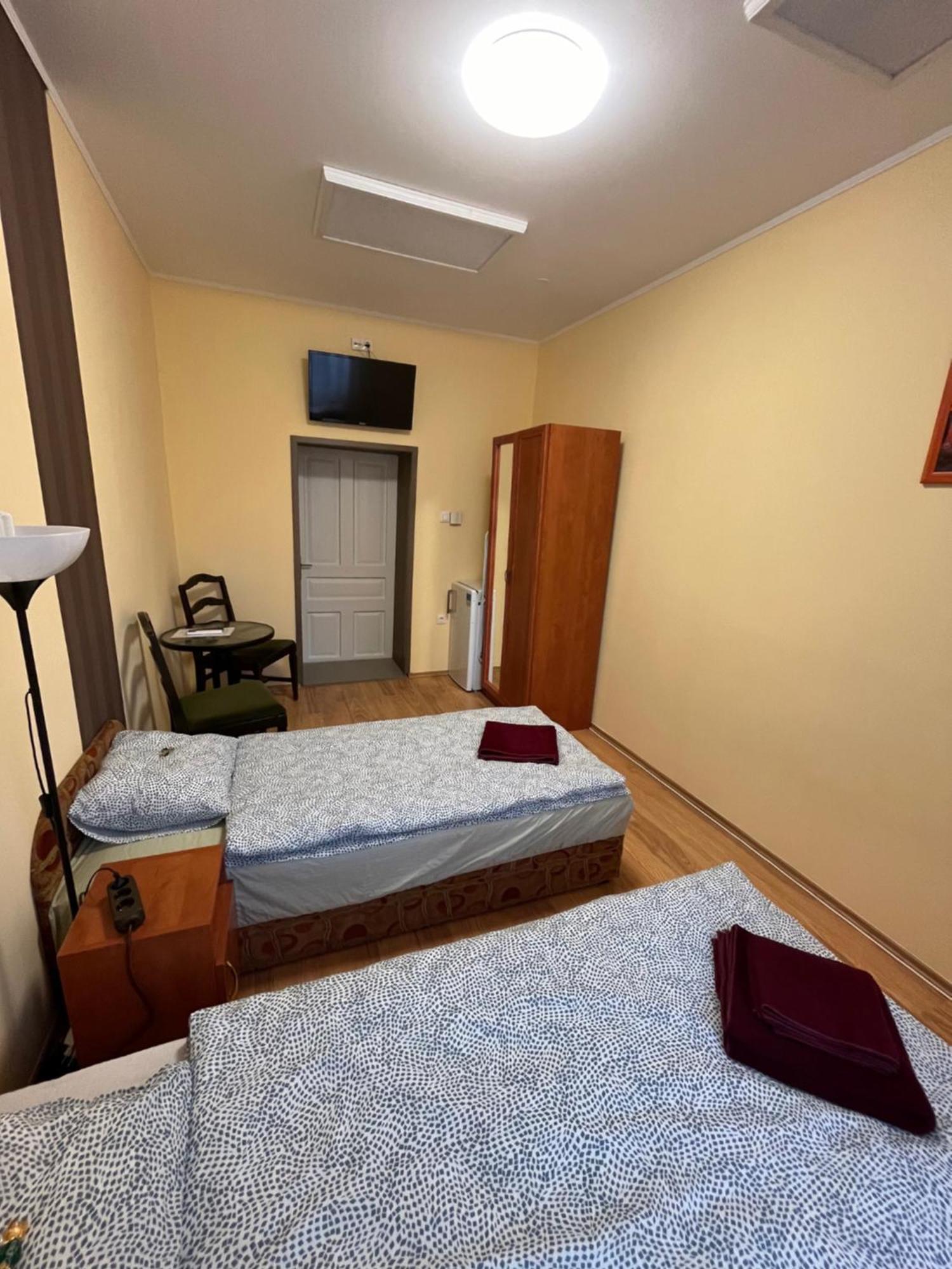 Hotel Koelcsey 21 Vendeghaz Hajdúszoboszló Esterno foto