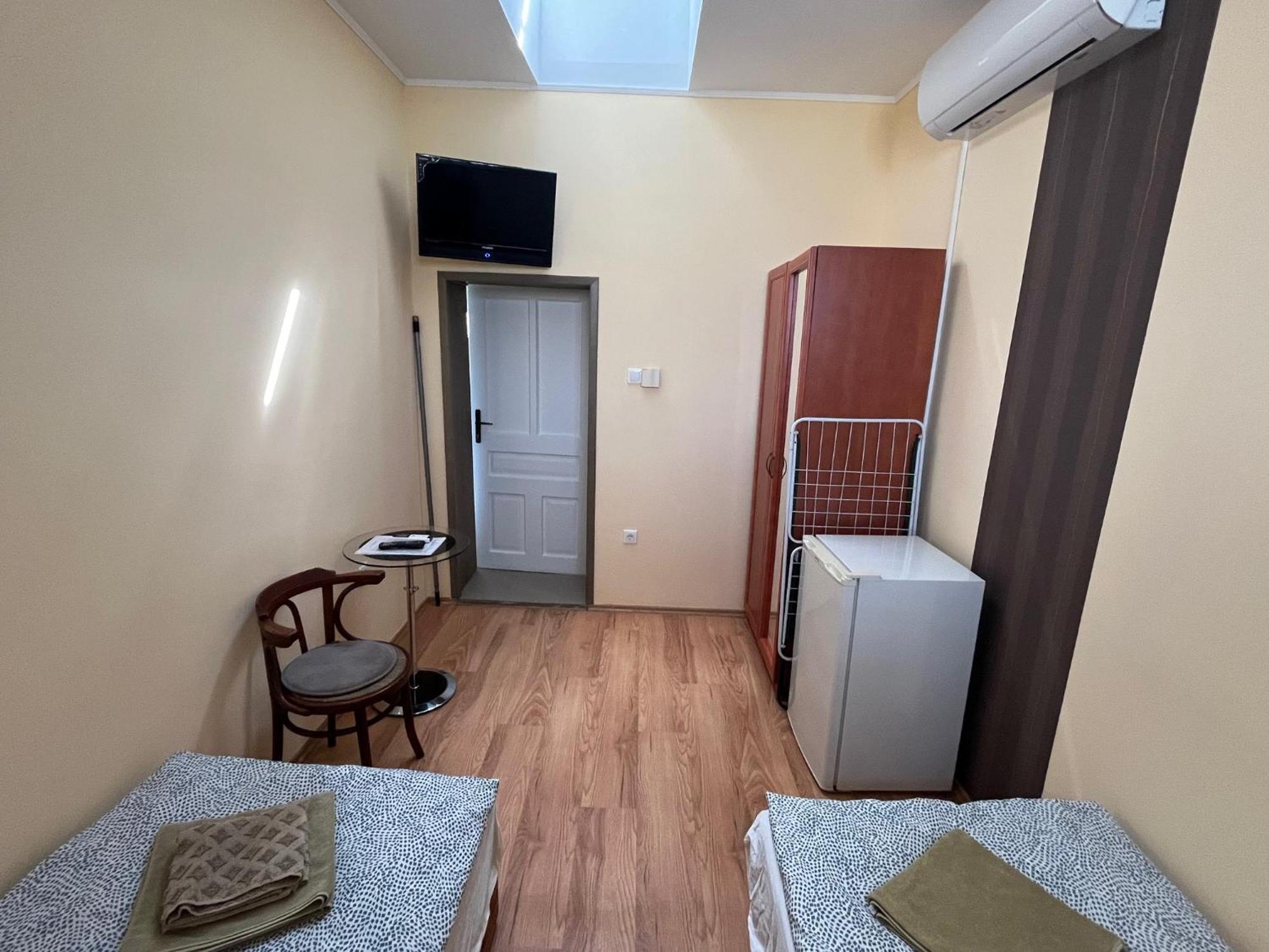 Hotel Koelcsey 21 Vendeghaz Hajdúszoboszló Esterno foto